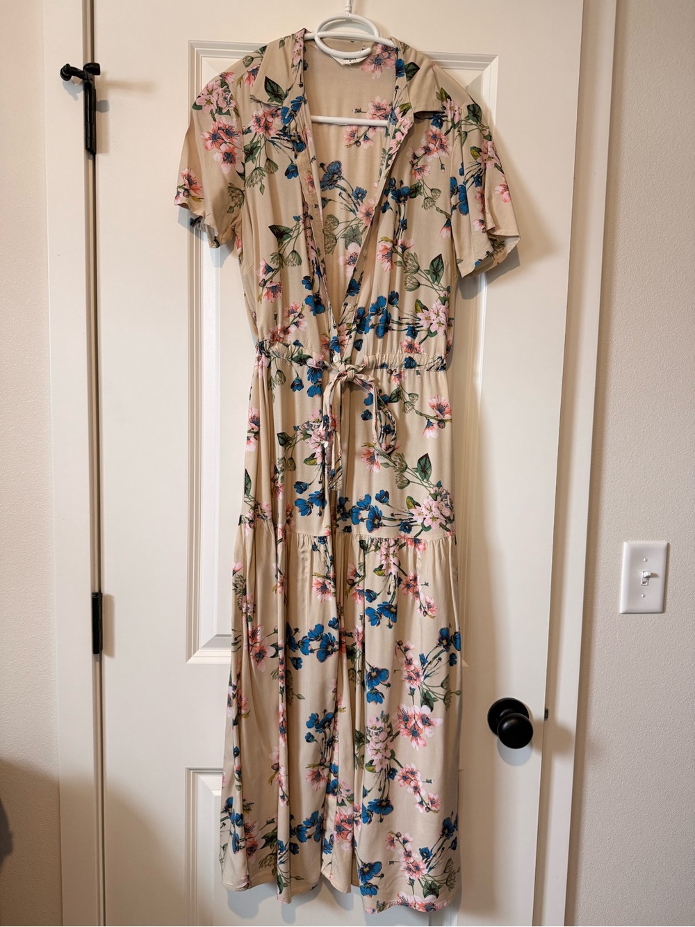 Object Floral Beige Tie-Waist Maxi Dress with Blue & Pink Blooms
